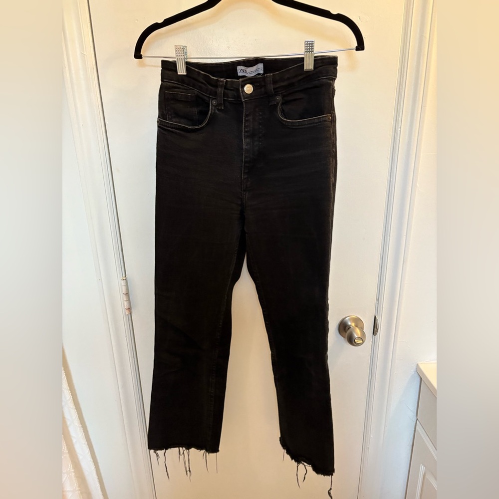 Zara Women's High-Rise Black Cropped Flare Jeans